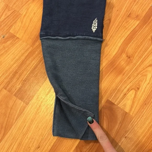Free People Under It All Leggings Navy S Like New - Picture 5 of 6